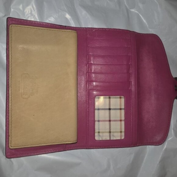 Coach Bleeker Tan Leather Buckle Wallet & Checkbook - Picture 5 of 6